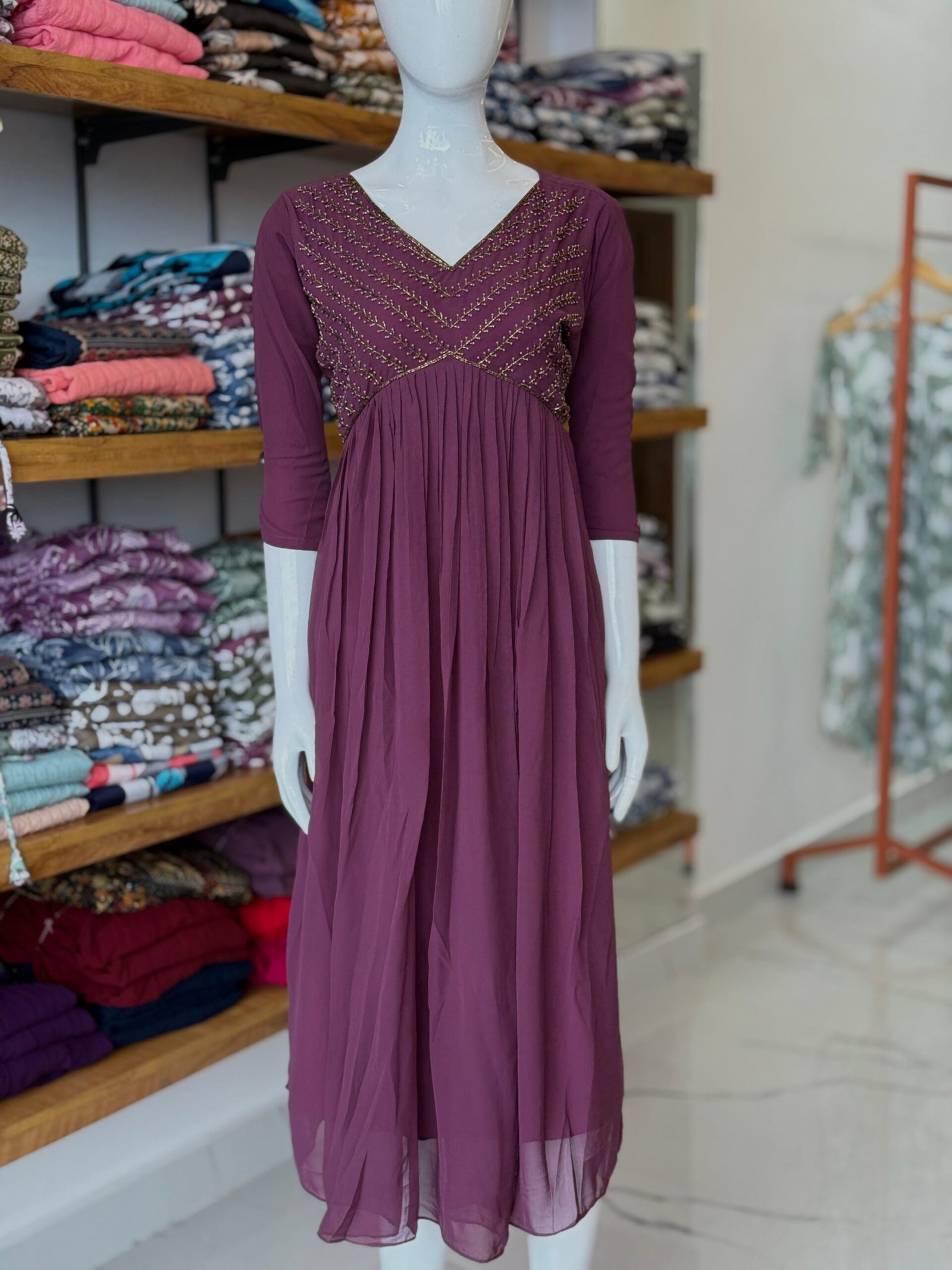 ALIYACUT WITH HEAVY HANDWORK